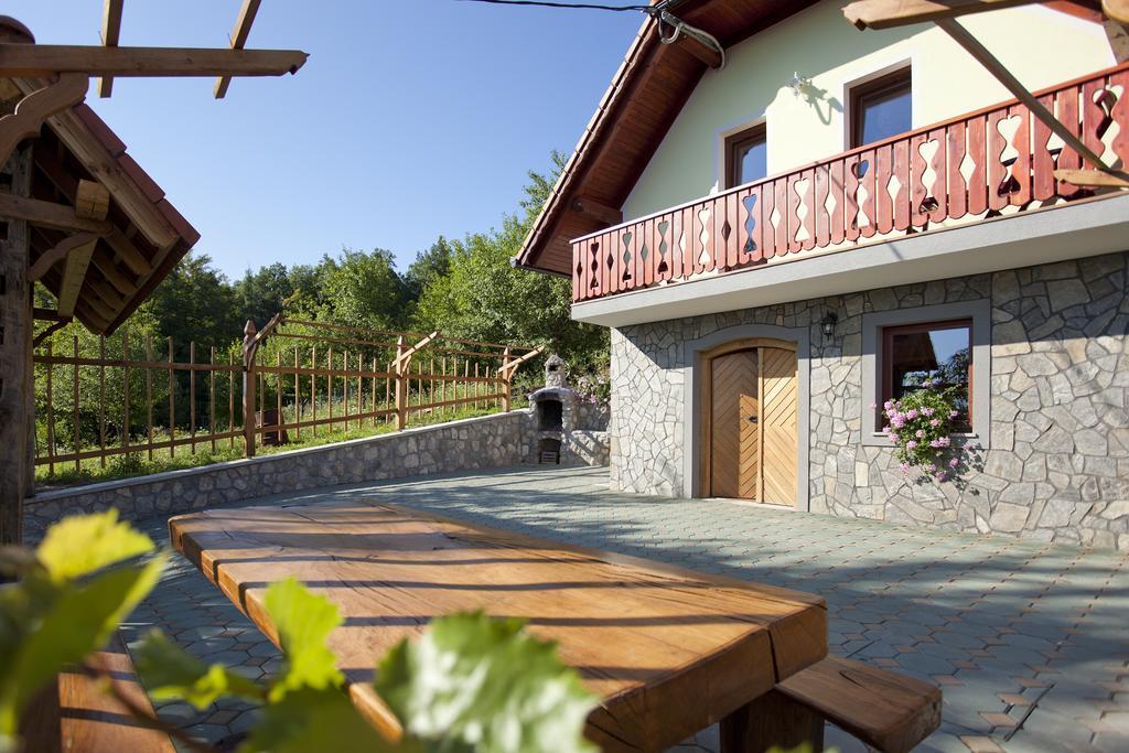 Vineyard Cottage Lustek Novo Mesto Exterior foto